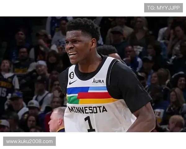 爱德华兹坦言未首发因正在如厕 爱德华兹坦言未首发因正在如厕